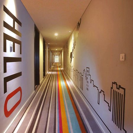 Cabin Hotel Jakarta Eksteriør billede
