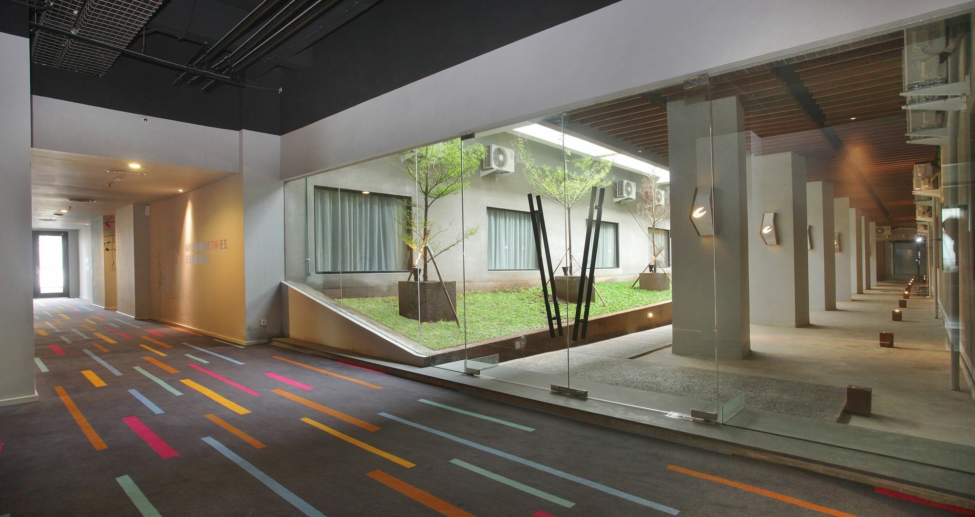 Cabin Hotel Jakarta Eksteriør billede